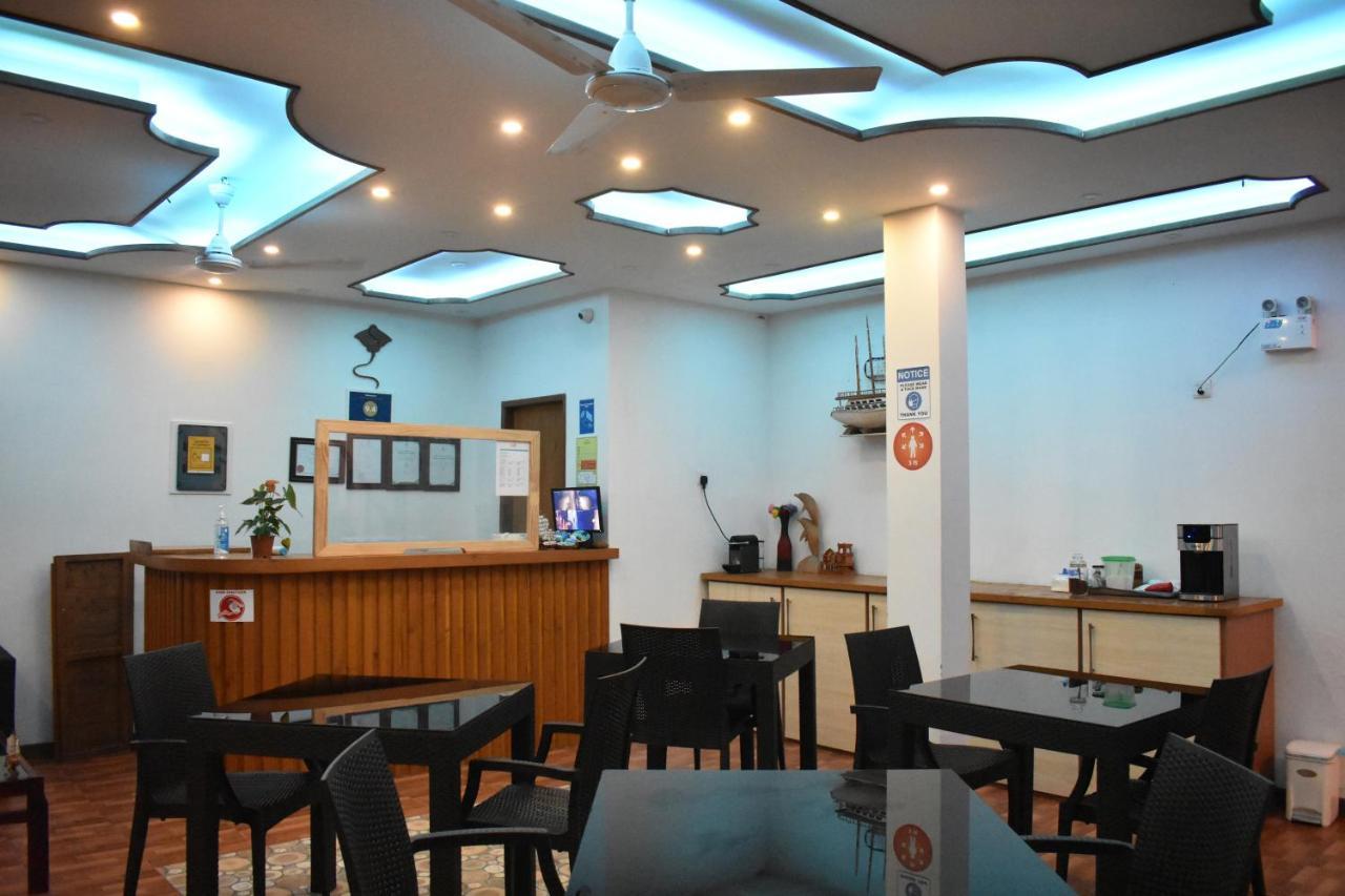 Seena Inn Fulidhoo Exterior photo