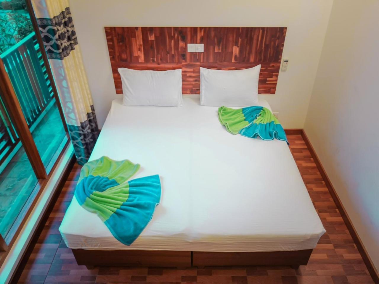 Seena Inn Fulidhoo Exterior photo