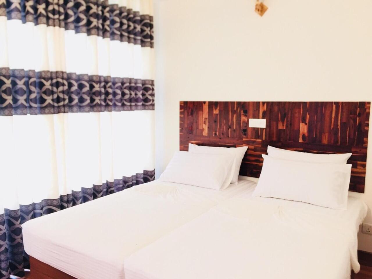 Seena Inn Fulidhoo Exterior photo